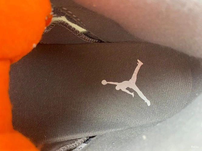 Boostmaster lin SE 5 Jordan Retro Brown Craft Air Orewood Light FD9222-180 0813